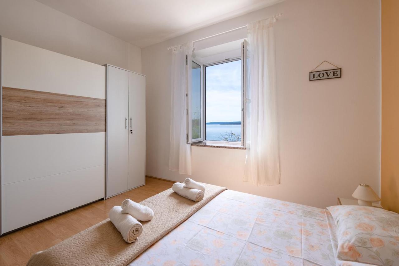 Apartment Dobric Коромачно Екстер'єр фото